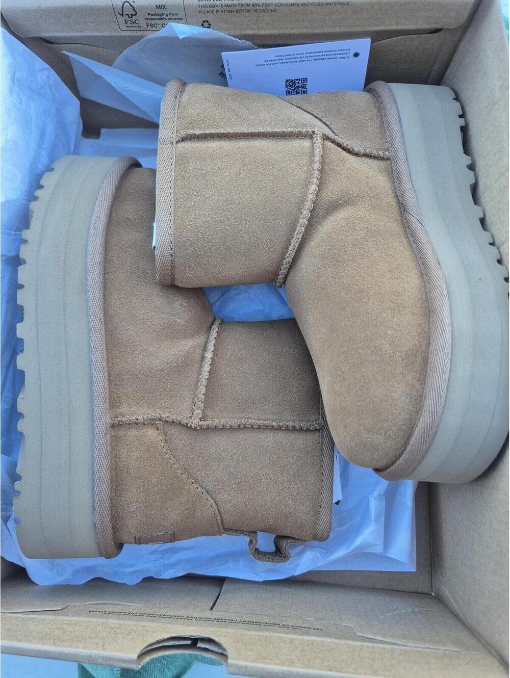 UGG Kids Classic Mini Platform Boots Chestnut Suede Size US